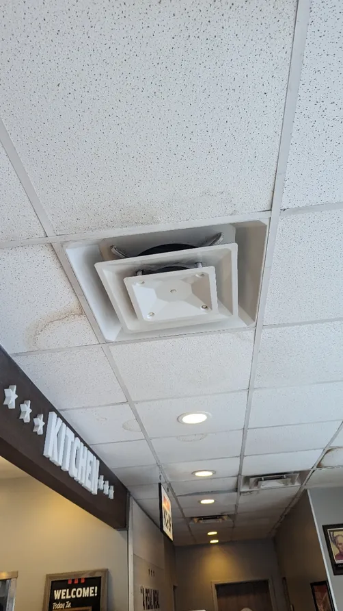 photo at Lakeshore Jacksonville Florida 32210 taken Dec 2022: Dehumidifier is a part of mold treatment. Drying out materials helps kill mold in the mold remediation process.