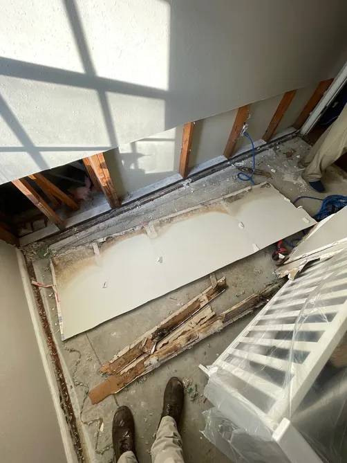photo at Mandarin Jacksonville Florida 32223 taken Jan 2023: HVAC leak has caused water damage and mold growth. Found on mold inspection.